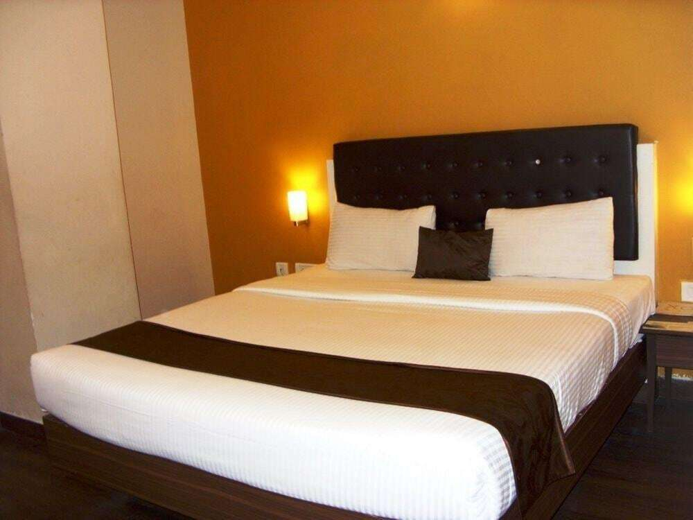 Mango Suites Ascent