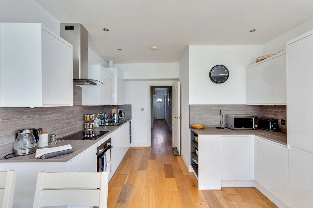 Fantastic 1BD Flat With Garden Central Kingston