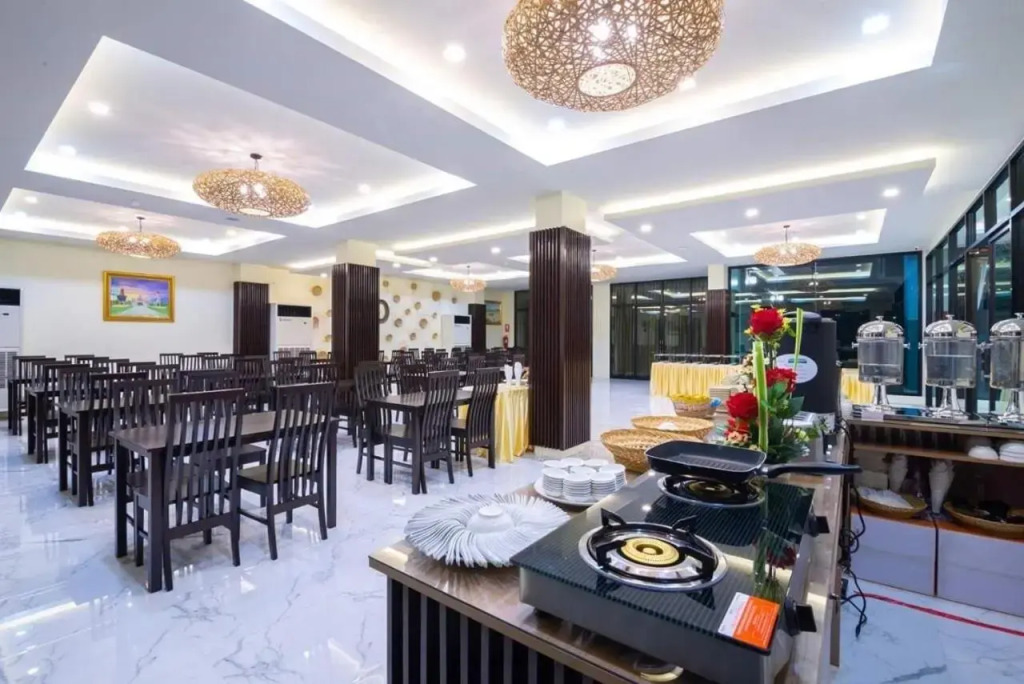 Pura Nakhon Hotel