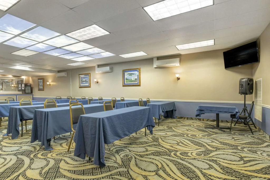 Comfort Inn University Center