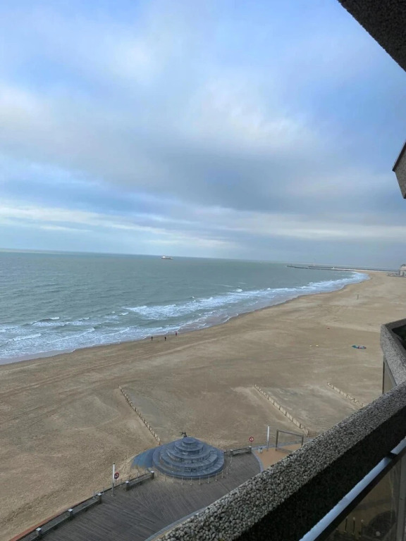 Beautiful 1-bed Apartment in Oostende