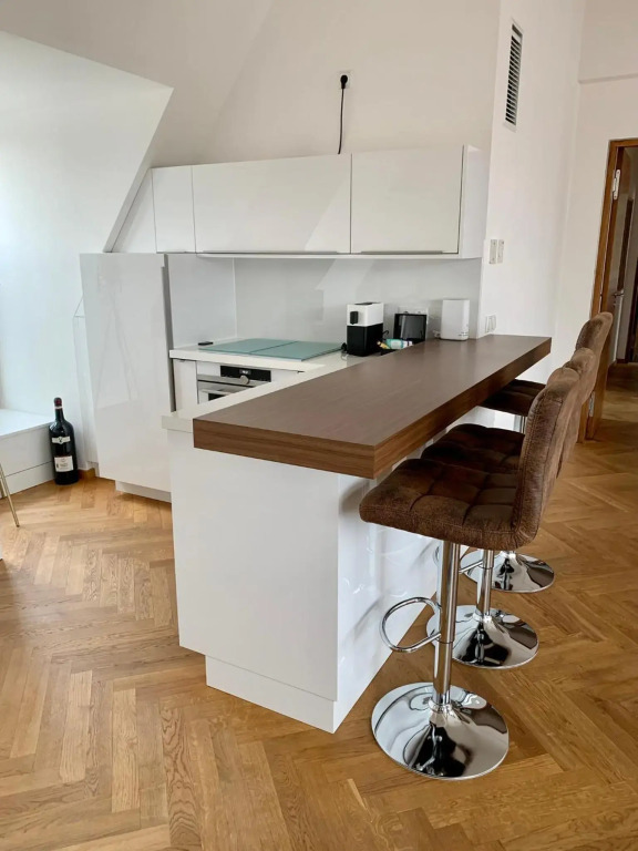 Modernes Apartment An der Frauenkirche II