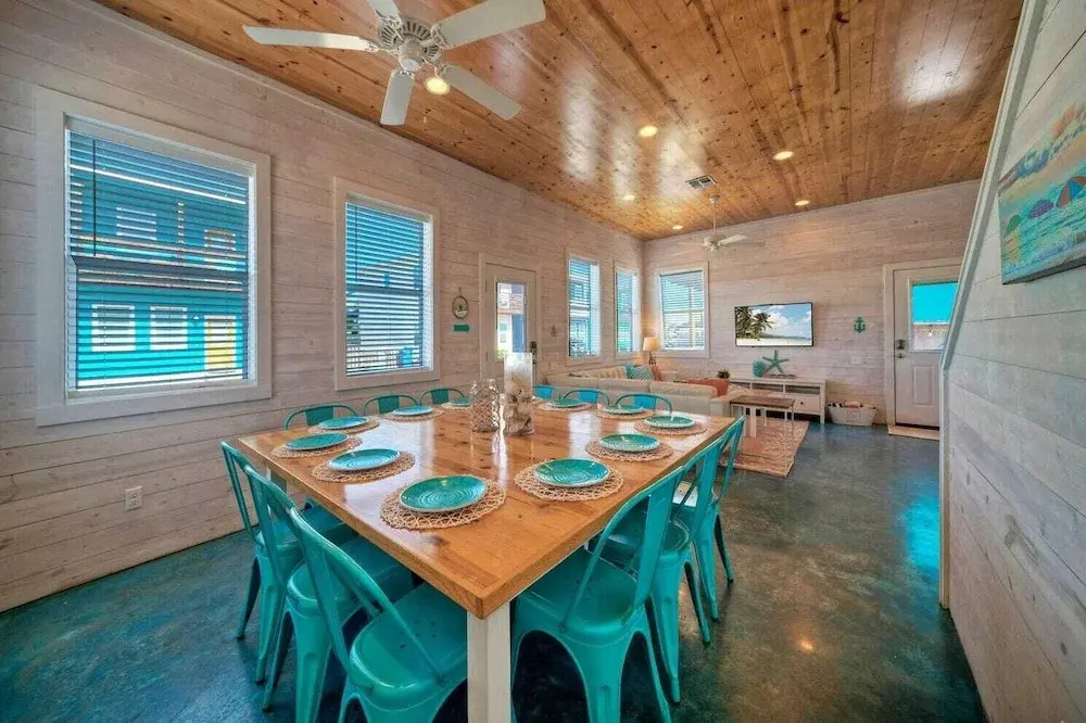 Private Pool+patio, Arcade Game, Walk to the Beach Ocean Devotion by Avantstay