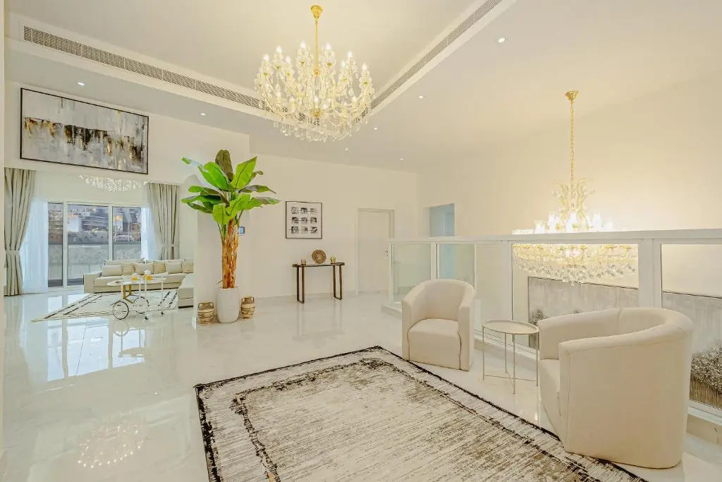 Luxury Modern White Villa on Island 9,500 sqft