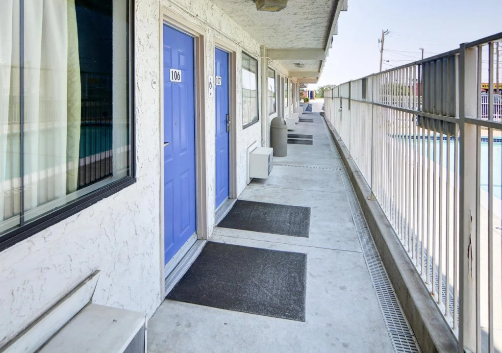 Motel 6 Fort Worth, TX East