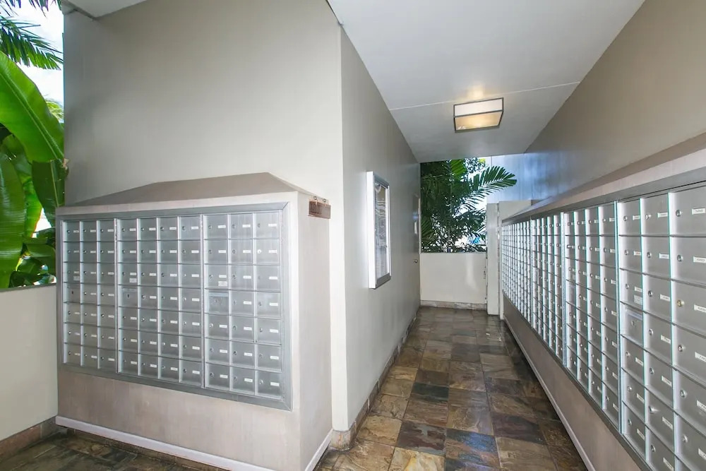 Ilikai Marina Studio City View Condos with Fully Equipped Kitchens & Free Wifi