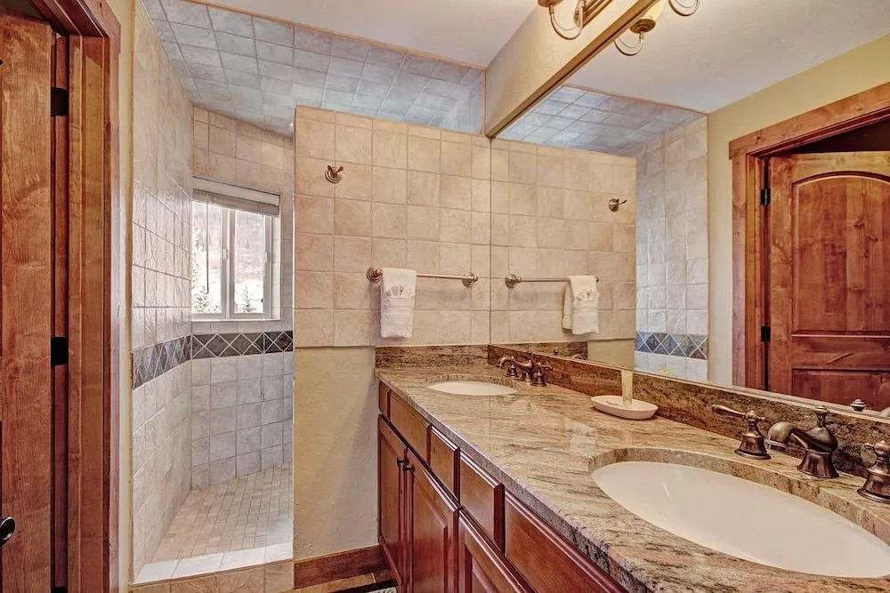 241 Cinnamon Ridge I by RedAwning