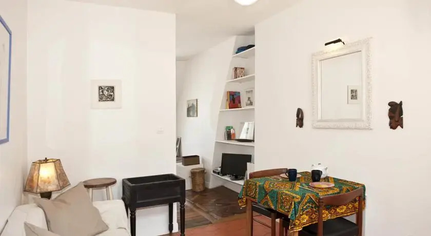Nice Republique Studio