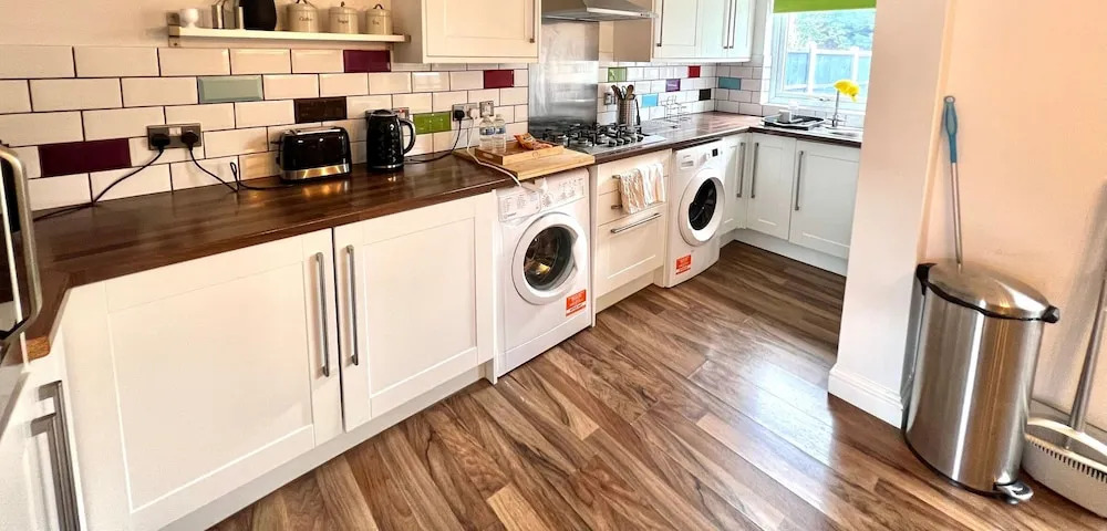 Remarkable 2-bed House in Coventry