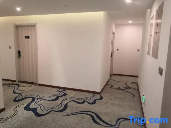 Jinbi Huihuang Hotel (Hangzhou Donghu North Road)