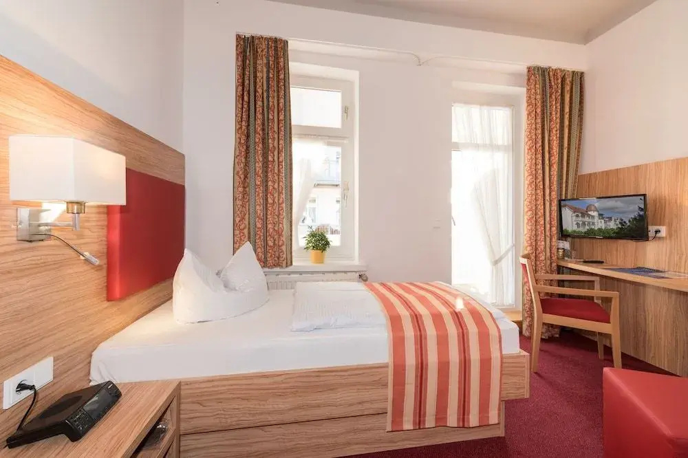 Strandhotel zur Promenade