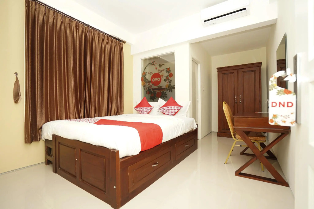 Urbanview Erga Family Residence Syariah Surabaya by RedDoorz