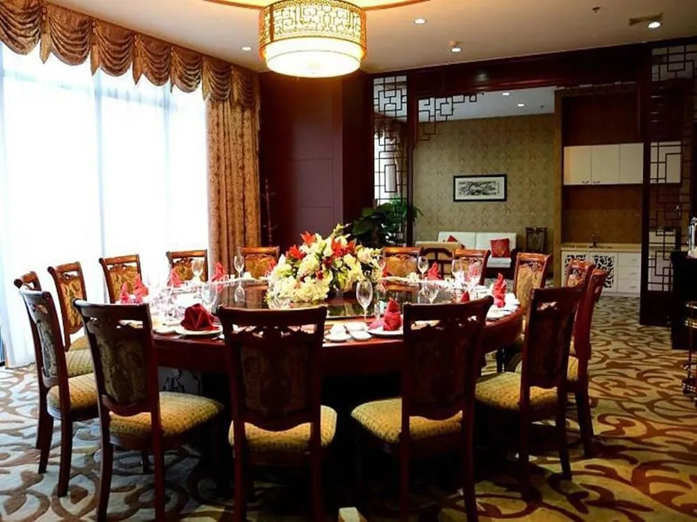 Gongda Hotel Tianjin