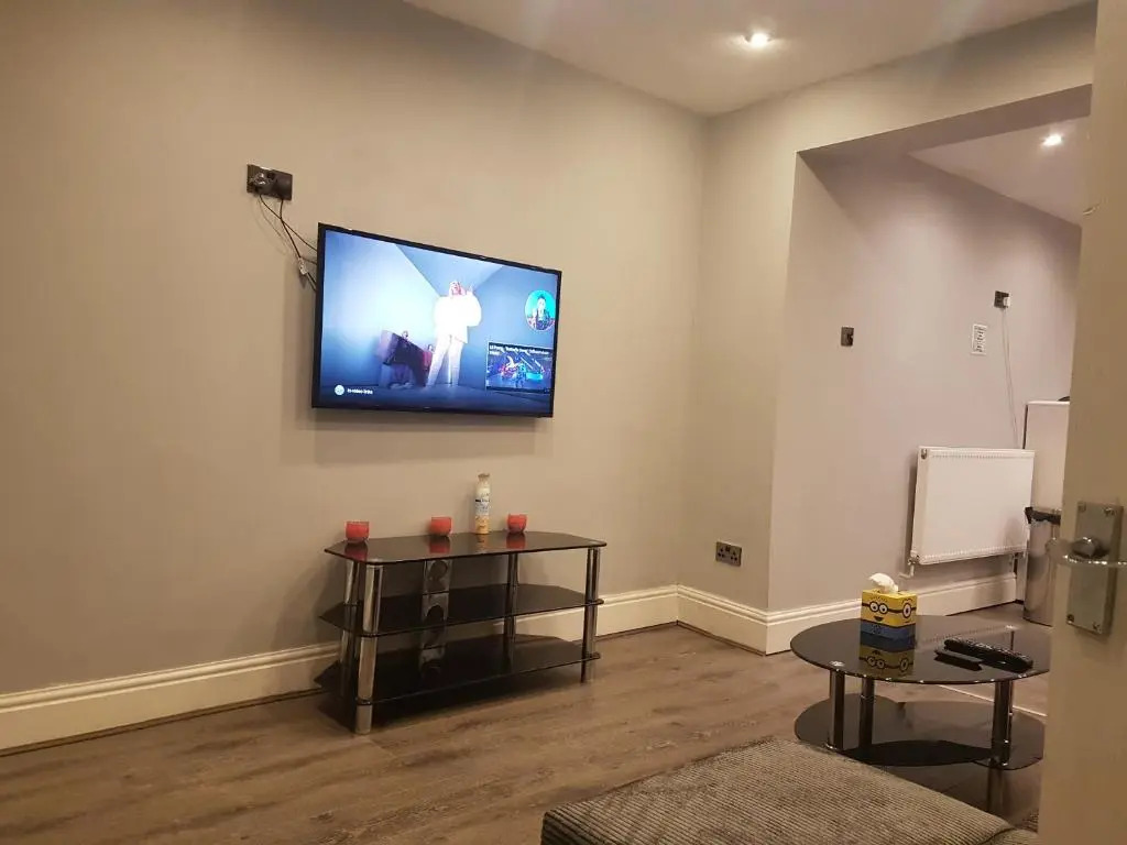 Monyhull Homestay - near City centre Kingsheath NIA NEC BHX