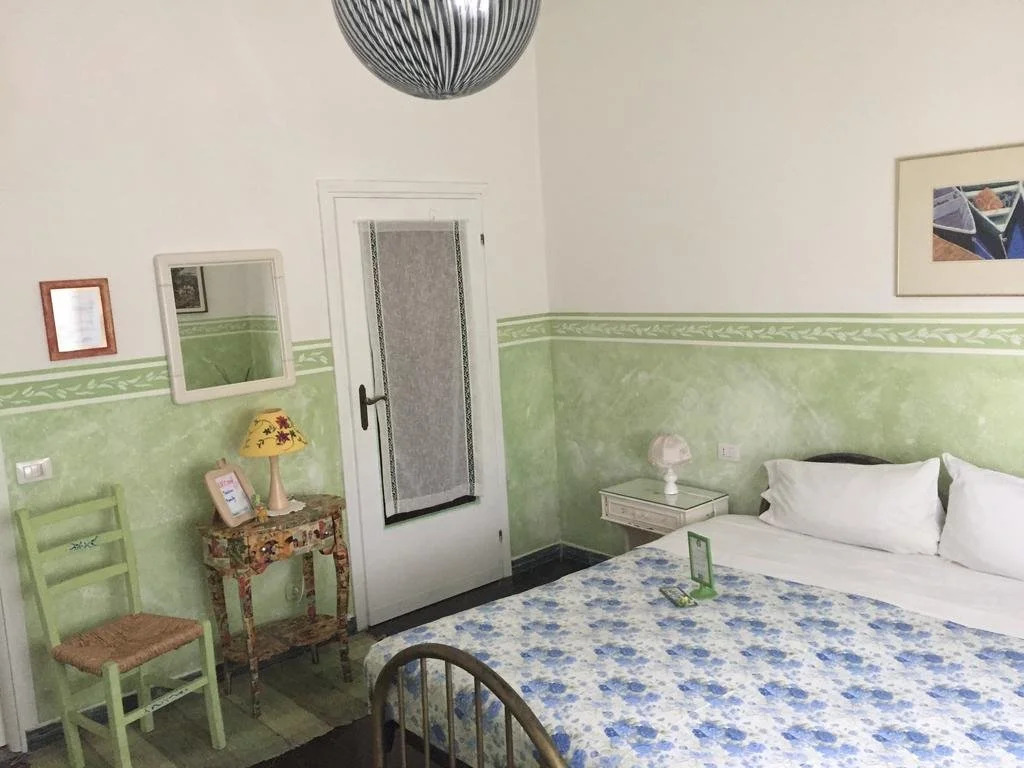 B&B Caslett