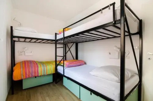 Hostel Alieti