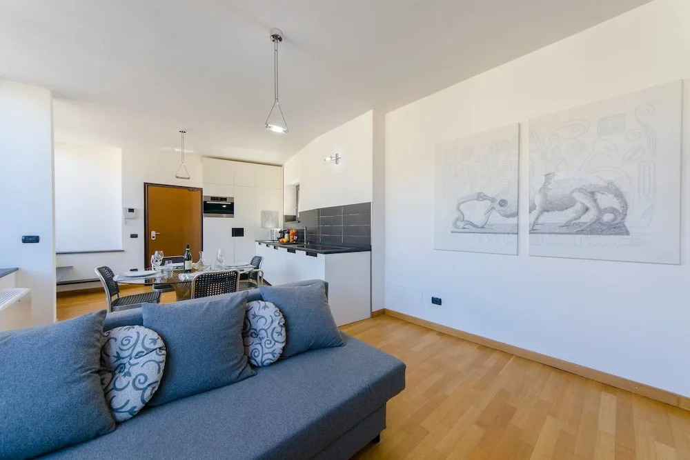 Altido Penthouse next to Acquario