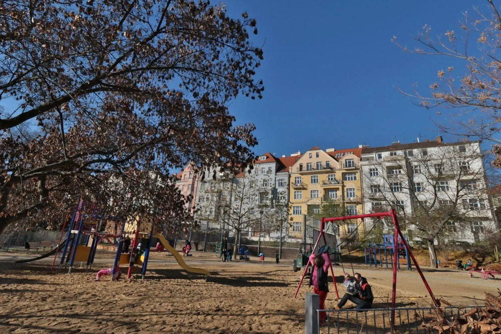 Apartment near Havlicek Garden