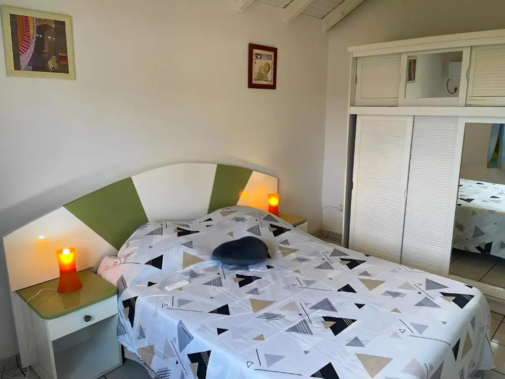 Apartment With 2 Bedrooms In Le Moule With Enclosed Garden And Wifi 300 M From The Beach