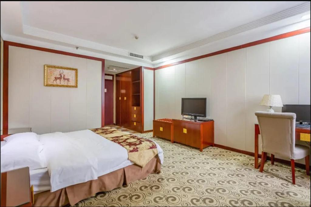 Haotai Hotel (Ruian Jianye)
