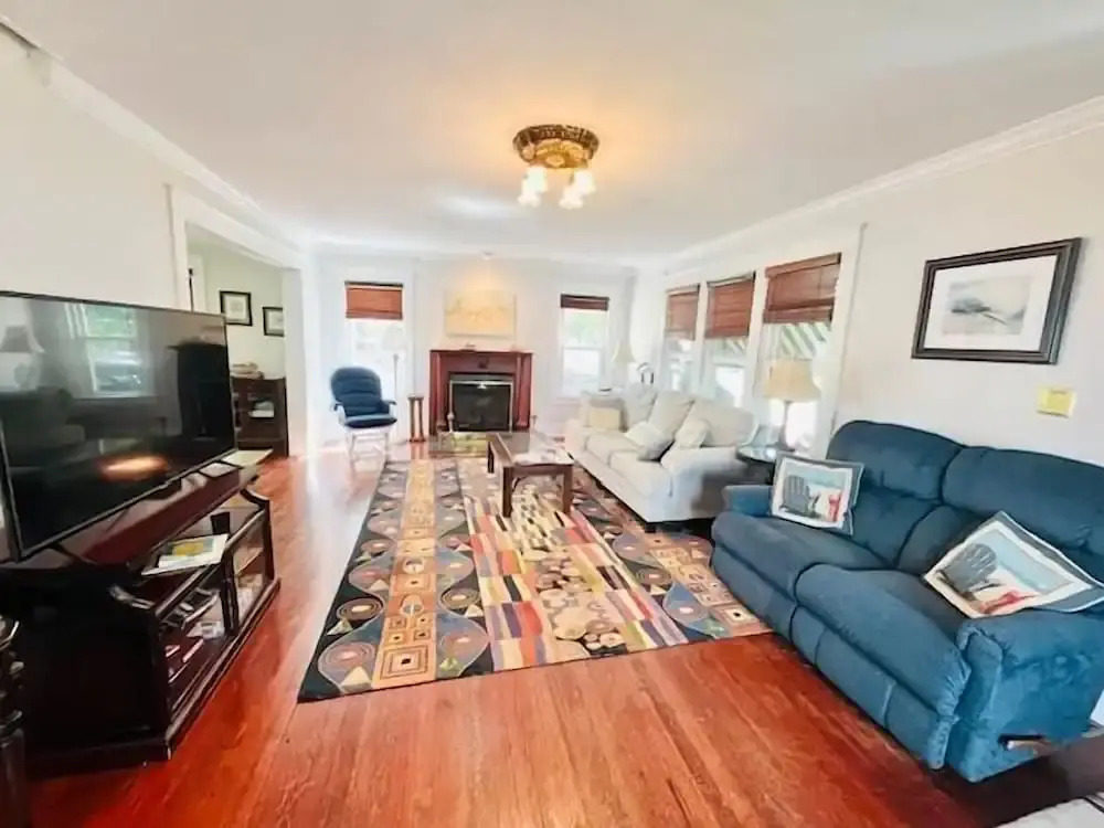 Virginia Avenue 27