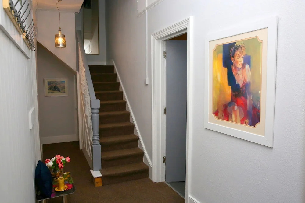 Croydon Luxurious Home
