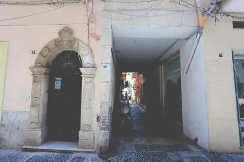 IL VIAGGIATORE VIA INDIPENDENZA B&B