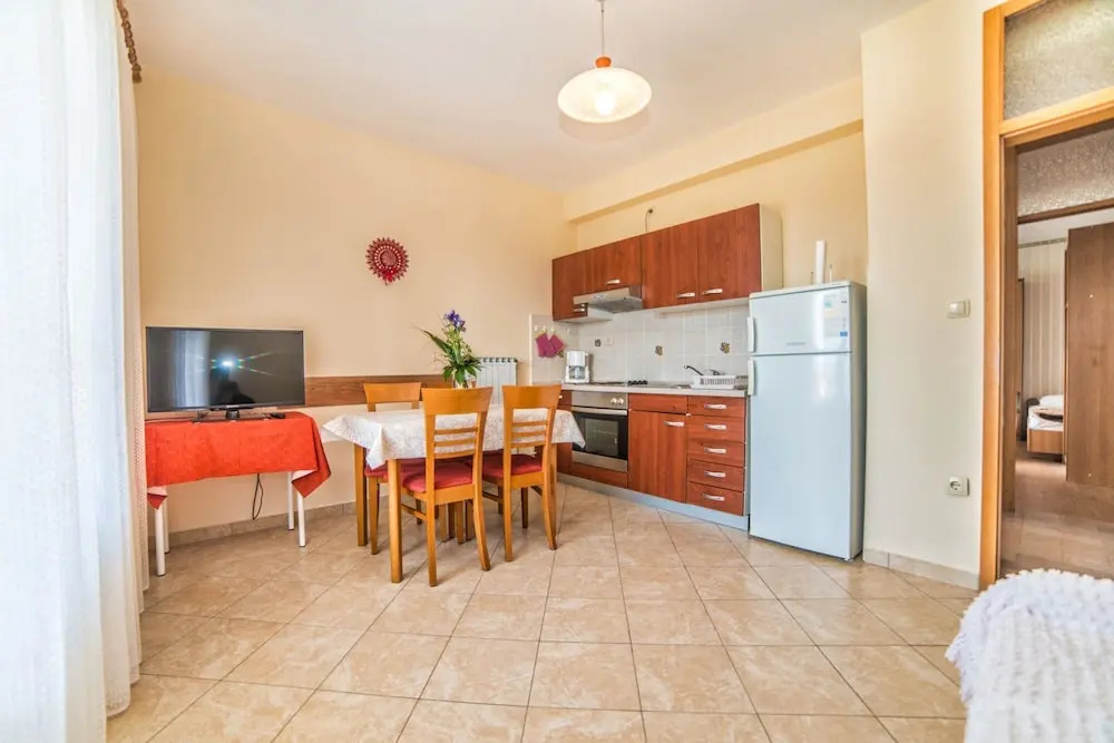 Apartments Javoran 3108