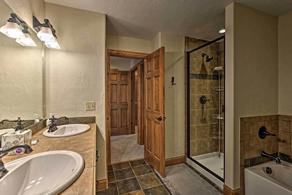 Golf, Ski & Hike: Luxe Group Getaway in Granby!