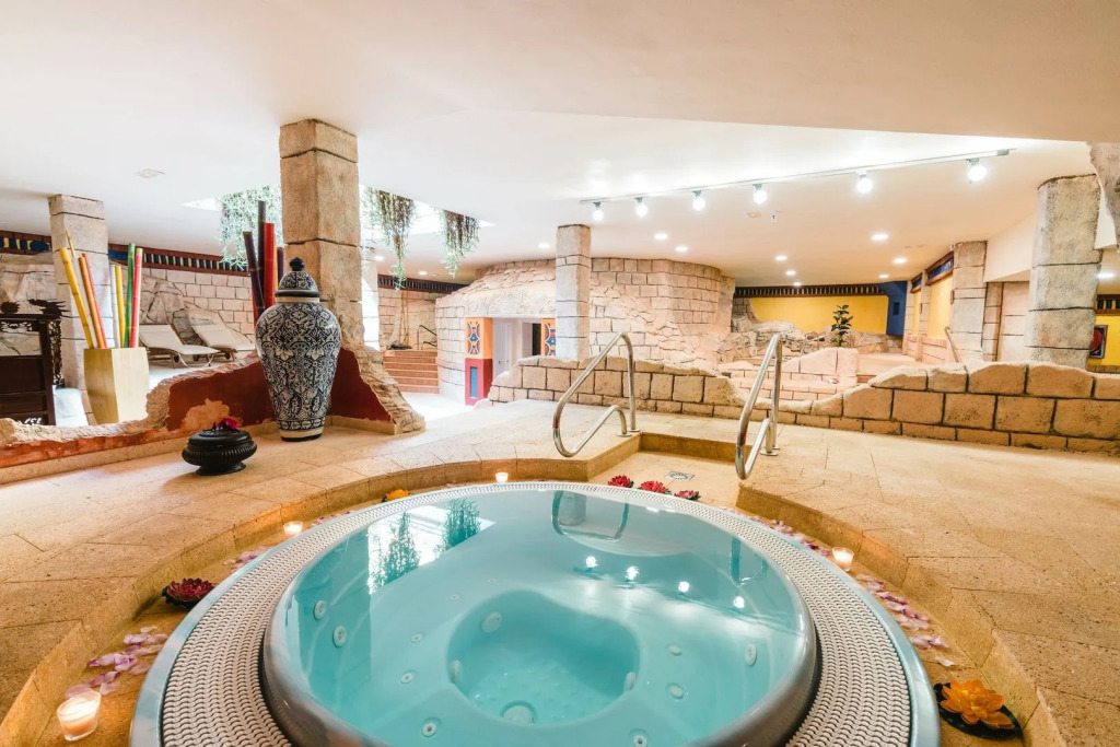 Europe Villa Cortes GL