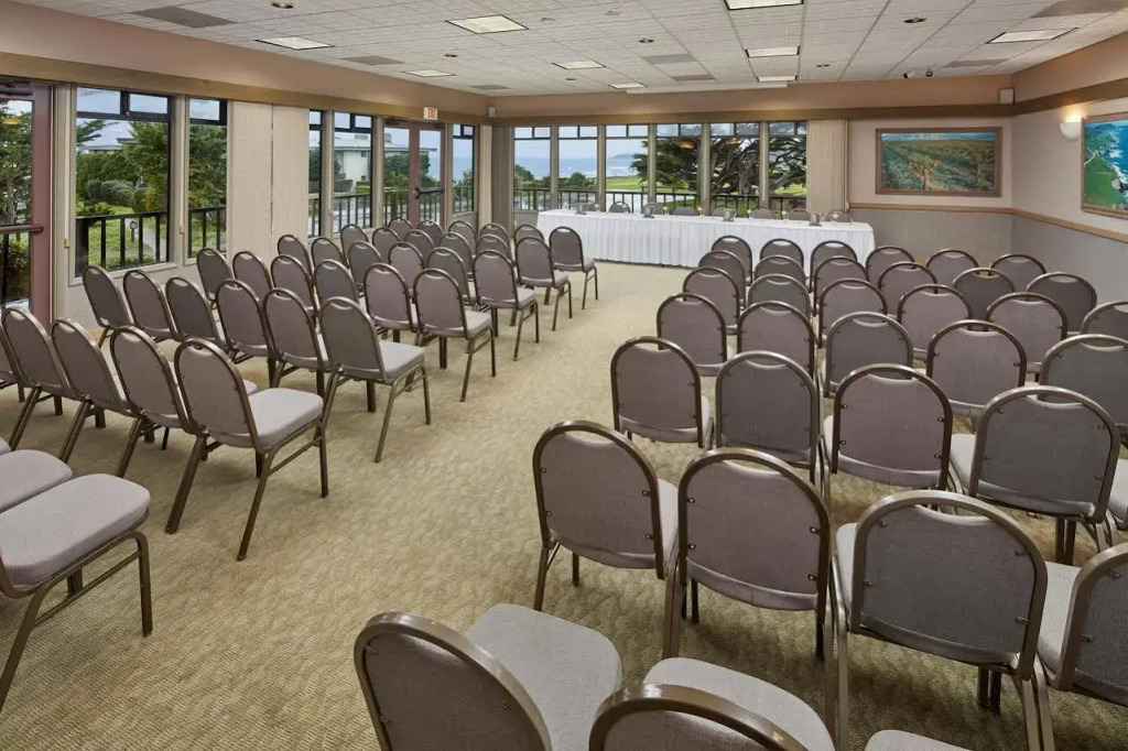 Cavalier Oceanfront Resort