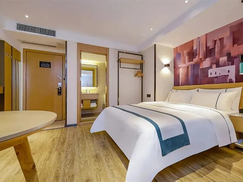 CCINN Hotel (Liupanshui Sports Center Store)