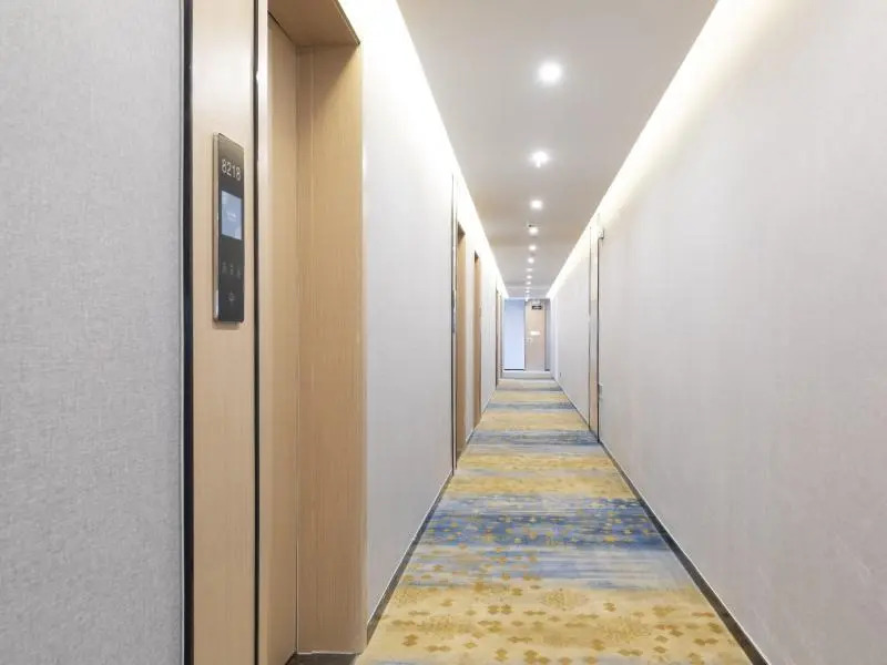 VX Hotel Wuxi Lingshan Scenic Area