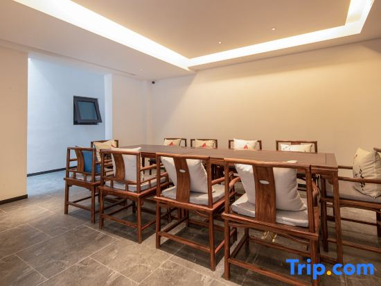 XueLu Homestay (Suzhou Mudu Shop)