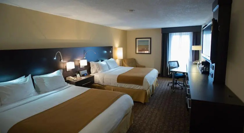 Holiday Inn Express & Suites Topeka West I-70 Wanamaker by IHG