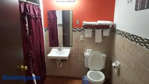 Royal Windsor Inn & Suites
