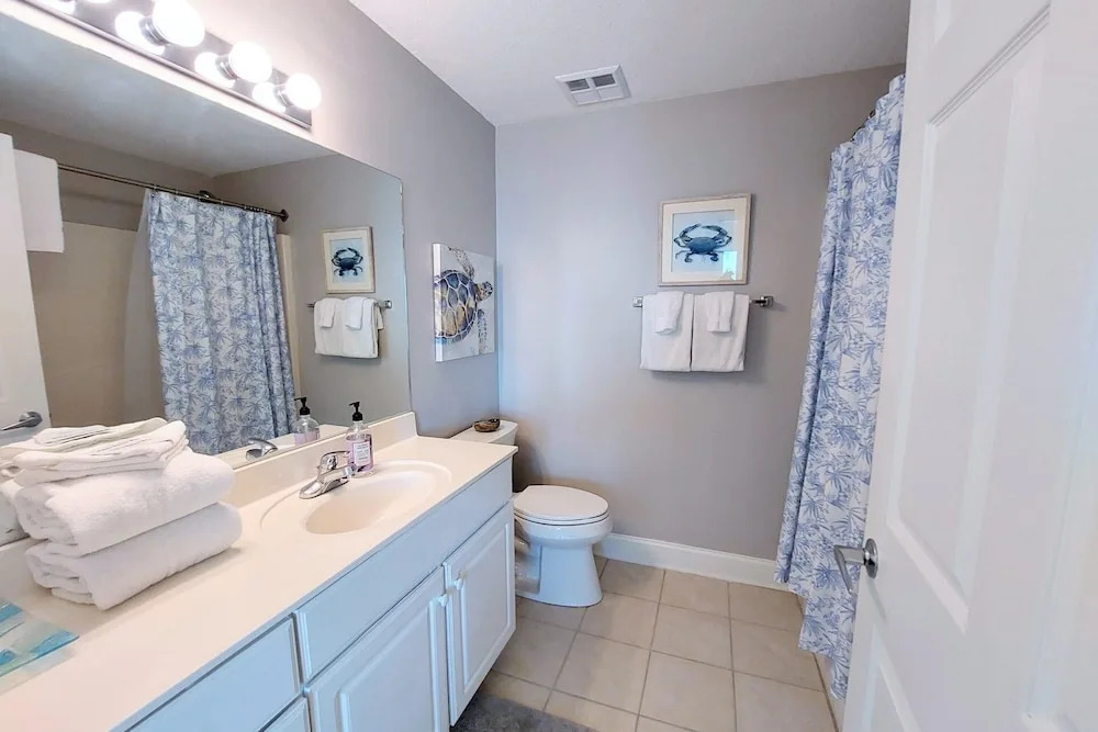 Crystal Shores1006 2 Bedroom Condo by RedAwning