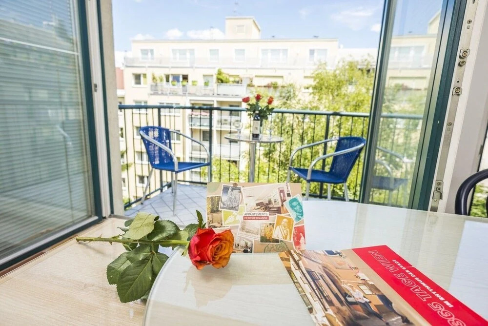 Ruhiges Apartment mit Balkon #r26