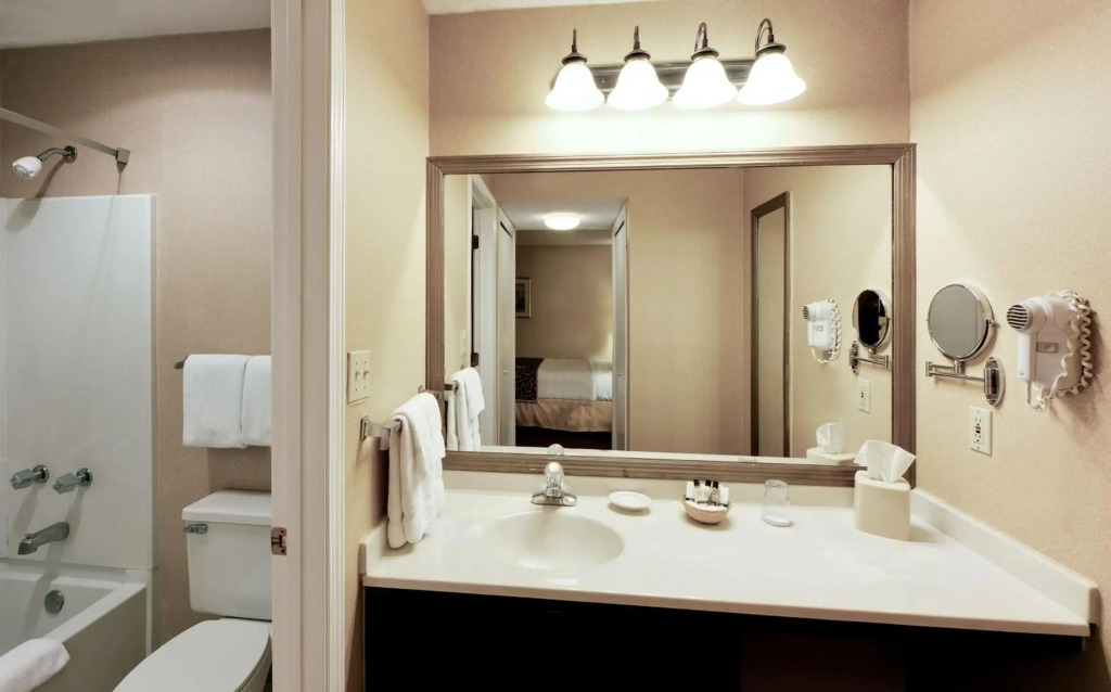 Hawthorn Extended Stay by Wyndham Dayton