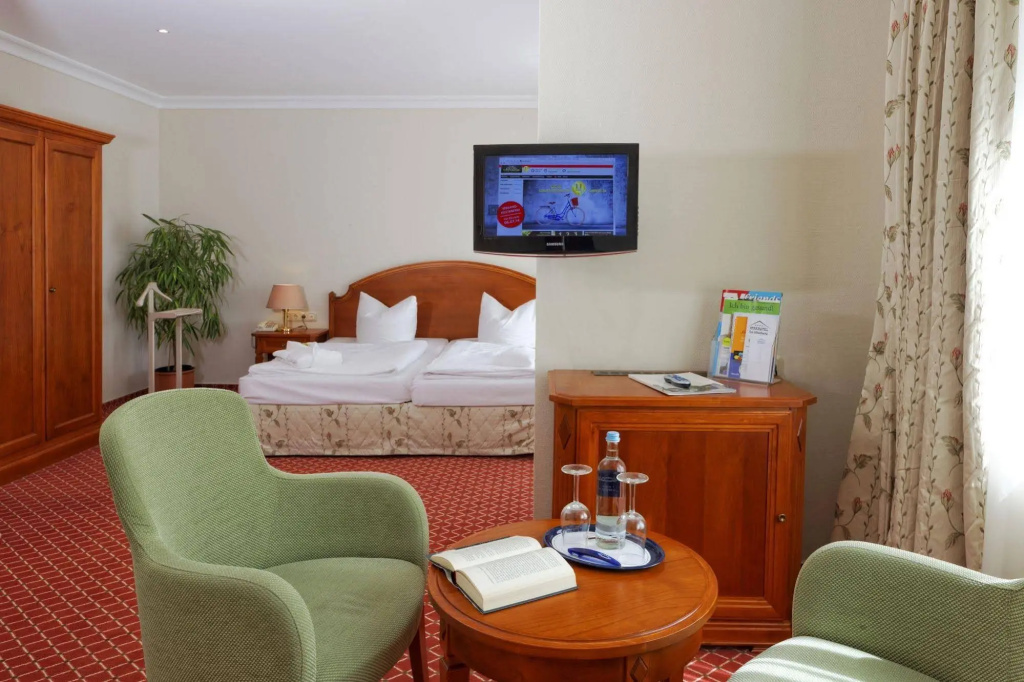 Parkhotel Am Glienberg by Fairway Hotels, Hotel mit Pool und Sauna