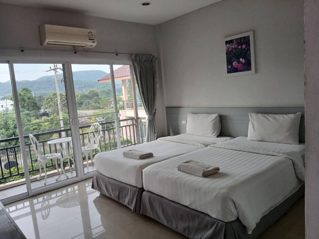 Rose Villa Resort