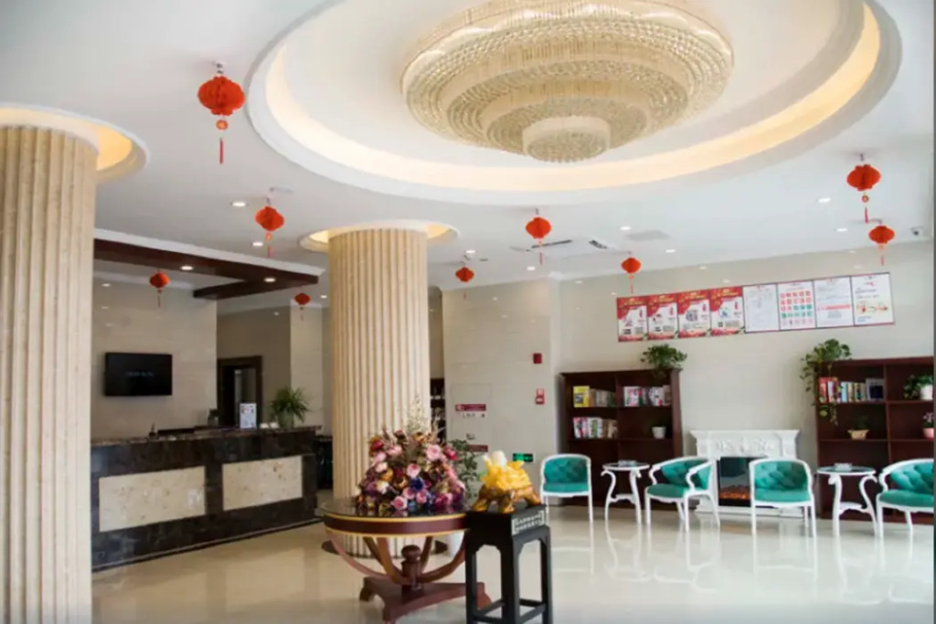 GreenTree Inn Taizhou Xinghua City Wuyue Plaza Express Hotel