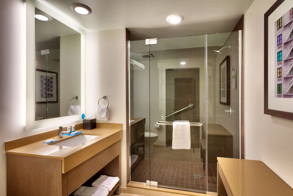 Hyatt House Portland / Downtown