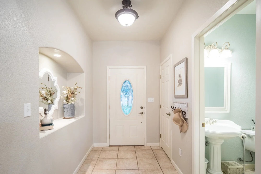 Serenity Shores House 3 Bedrooms 2.5 Bathrooms Home
