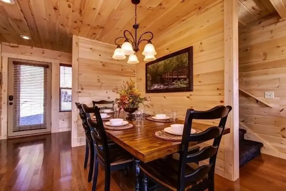 Country Cozy 4 Bedrooms 5 Bathrooms Home