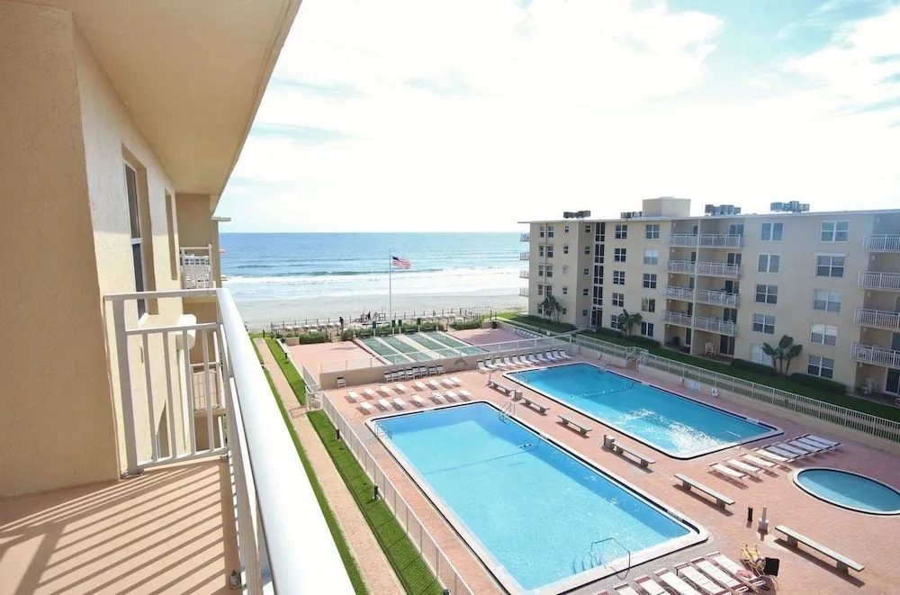 Sea Coast Gardens II 511 Apartment 2