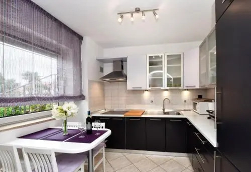 Apartments Lavizatić 266