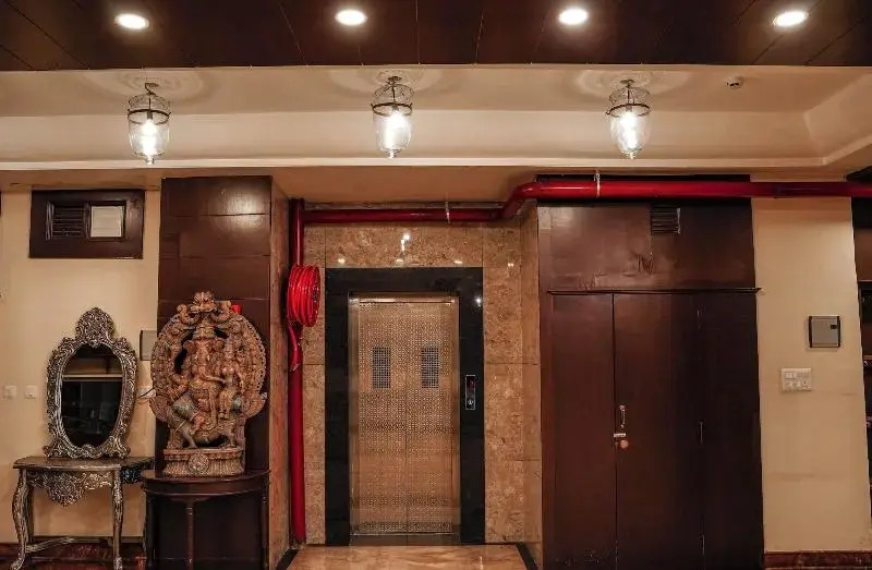 Mannat Udaipur Lakeview Boutique