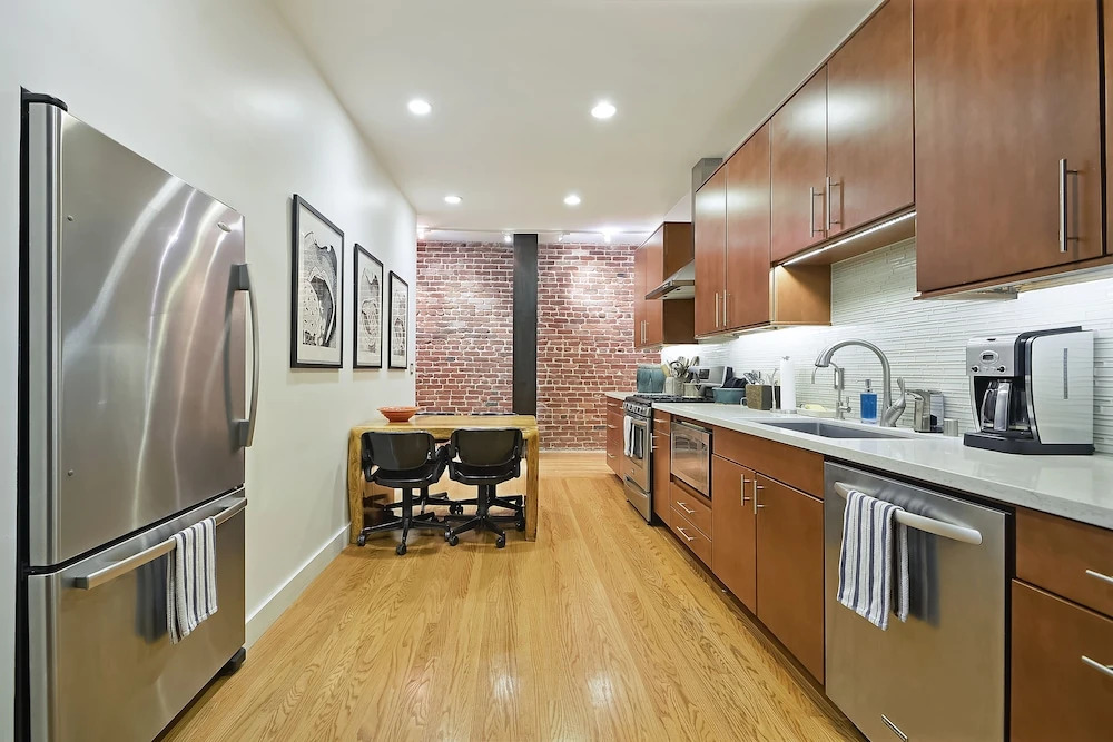 Newly Remodeled Loft In Lower Nob Hill 2 Bedroom Home by RedAwning