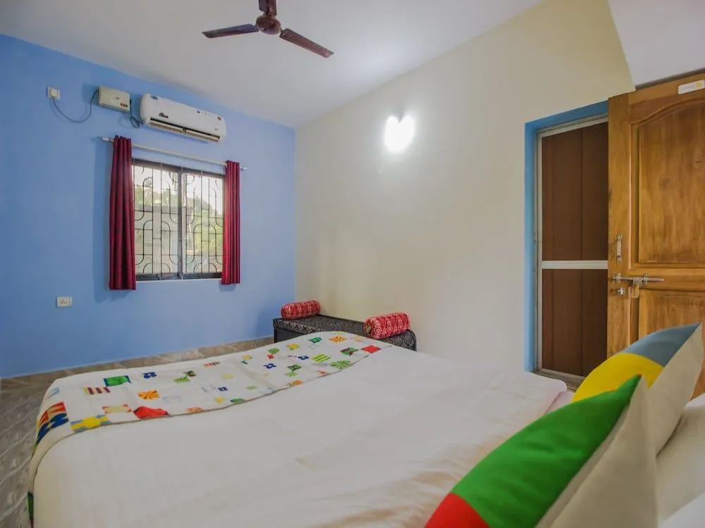 OYO 12468 Home Spacious 3BHK Morjim Beach